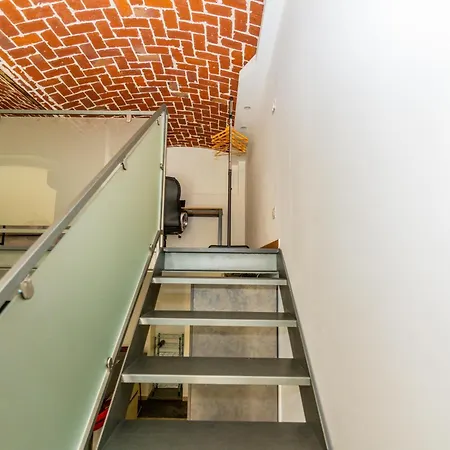 Industrial Loft -center Of Turin- By Happyhostorino Daire *