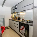 Industrial Loft -center Of Turin- By Happyhostorino * 토리노