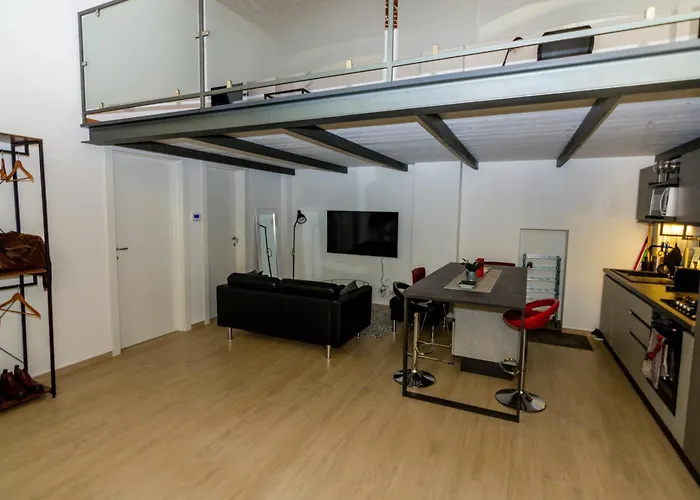 Industrial Loft -center Of Turin- By Happyhostorino Turin